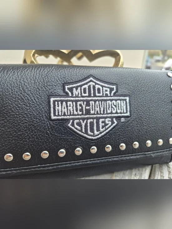 Harley-Davidson Black Leather Bag with Matching Studded Wallet - Picture 13 of 16